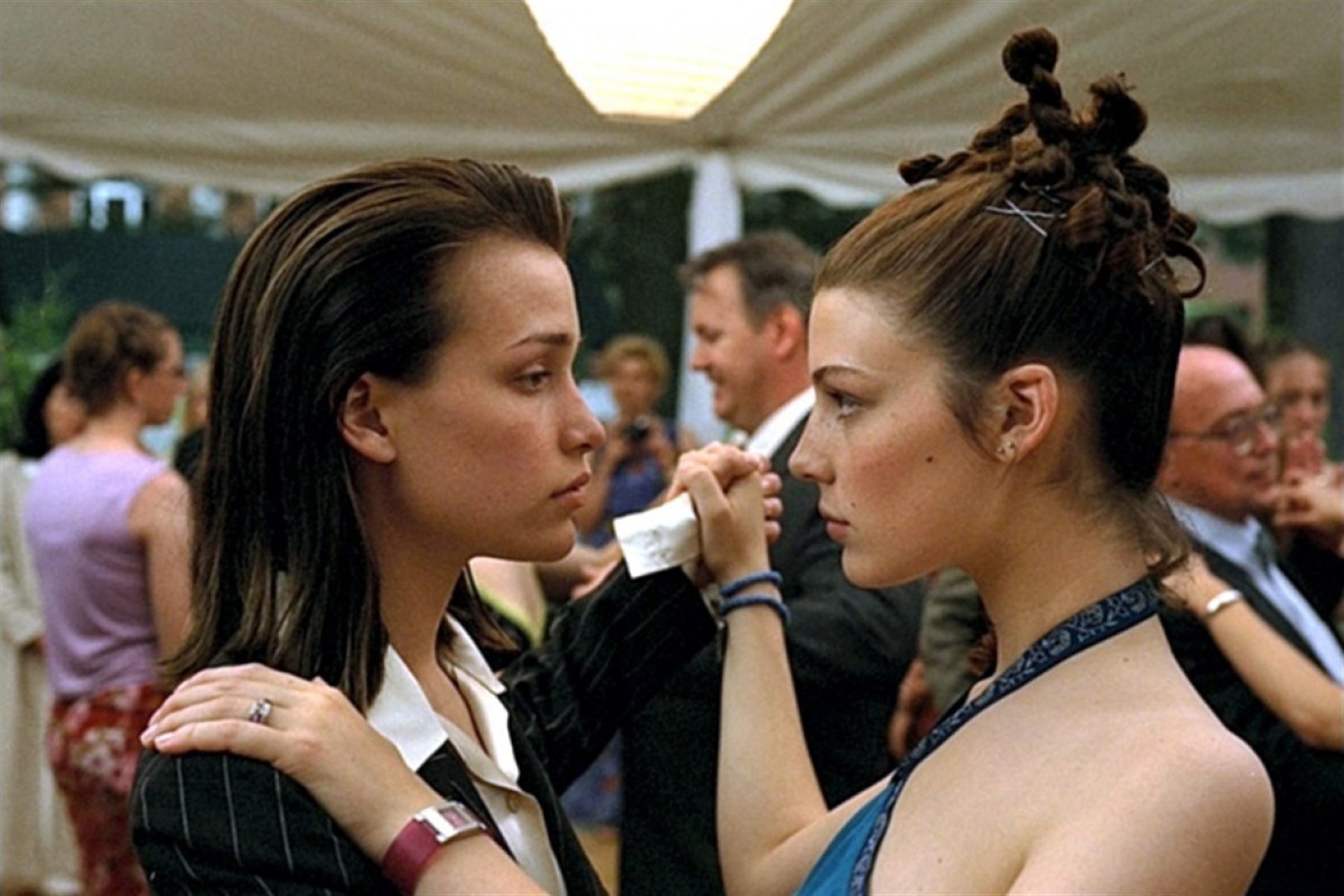 Piper Perabo and Jessica Paré in the film.